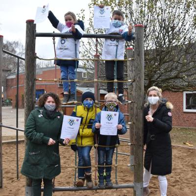 Siegerehrung in der Schule an der Bake