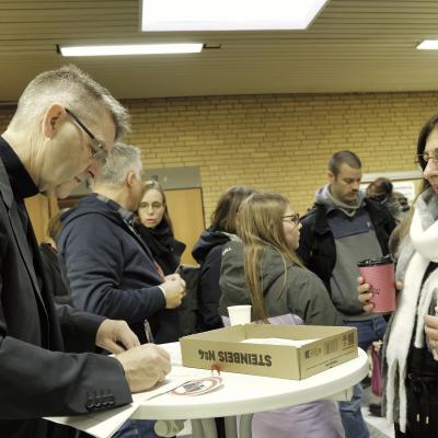 Bild 31: Anmeldung vor den Hörsälen